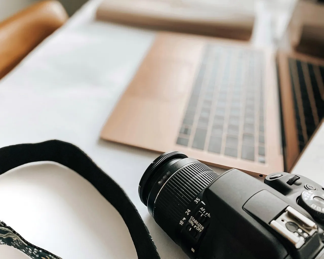Wix vs WordPress for Blogging: Which Grows an Audience Faster? — Hosting Captain